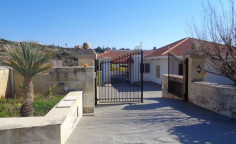 Two 3-bedroom houses in Agios Tychonas, Limassol 