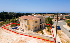 Five-bedroom house in Timi, Paphos 