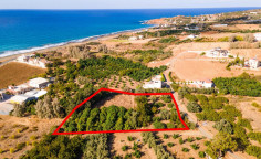 Residential field in Agia Marina chrysochous, Paphos close to the sea , Paphos
