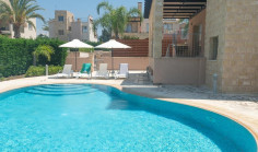 Large 4 bedroom furnished house with swimming pool for sale in Poli Crysochous