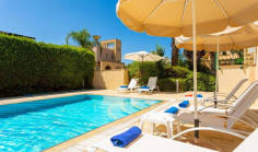 Beautiful 3 bedroom furnished house with swimming pool for sale in Poli Crysochous