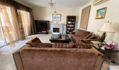 3 bedroom house with swimming pool for sale in Amathus area