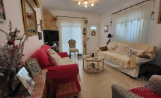 3 bedroom maisonette for sale in Oroklini
