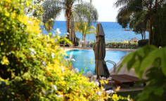 Spacious 3 bedroom furnished apartment for sale in Germasogeia Tourist Area