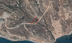Land 9768 m2 for sale in Pissouri, Limassol