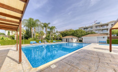 2 bedroom furnished apartment with swimming pool to rent in Mouttagiaka