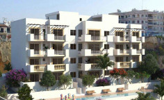 Large 3 bedroom apartment with swimming pool for sale in Universal