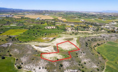 Shared residential field in Agia Varvara, Nicosia , Nicosia