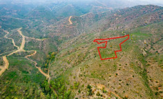 Field in Lythrodontas, Nicosia 