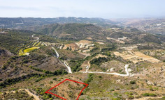 Agricultural 4683 m2 for sale in Dora