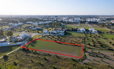 Residential 4701 m2 to buy in Strovolos, Nicosia