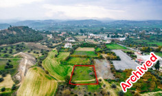 Spacious residential 2007 m2 for sale in Pera, Nicosia