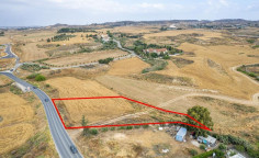 Residential 2119 m2 for sale in Lakatamia, Nicosia