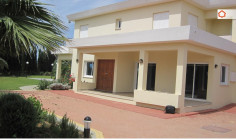 For rent, house, Nicosia, gsp area, 400m&sup2;, 2,500m&sup2;, &euro;3,700 