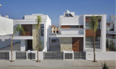 Luxury 4 bedroom house with swimming pool for sale in Larnaca Luxury 4 bedroom house with swimming pool for sale in Larnaca