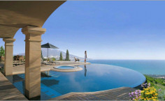 Large 3 bedroom house with swimming pool for sale in Pissouri