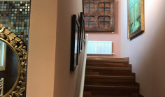 Spacious 5 bedroom house with swimming pool for sale in Ekali