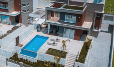 House (detached) in Moutagiaka, Limassol for sale 