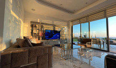 Spacious 4 bedroom house with swimming pool to rent in Peyia