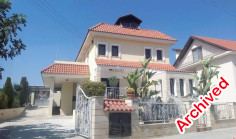 Luxury 4 bedroom furnished house with swimming pool to rent in Aradippou