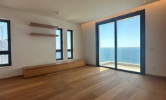 Spacious 3 bedroom penthouse with swimming pool for sale in Amathus area