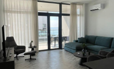 Spacious 2 bedroom apartment with swimming pool to rent in Germasogeia Tourist Area