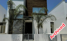 3 bedroom furnished villa with swimming pool for sale in Oroklini