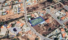 Spacious residential 1190 m2 for sale in Tala, Paphos
