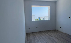 Beautiful 3 bedrooms house with swimming pool for sale in Moni