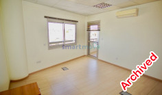 Top floor 100m2 office close to town centre 