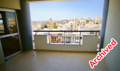 Top floor 100m2 office close to town centre 