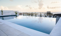 Beautiful 4 bedrooms house with swimming pool for sale in Chloraka
