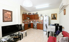 2 bedrooms apartment with swimming pool for sale in Oroklini 2 bedrooms apartment with swimming pool for sale in Oroklini