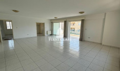 Luxury 3 bedroom unfurnished apartment to rent in Lykabittos
