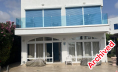 Luxury 4 bedrooms house with swimming pool for sale in Chloraka