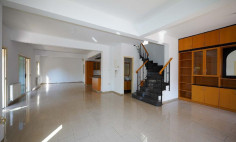 Spacious for bedrooms house for sale in Lakatamia