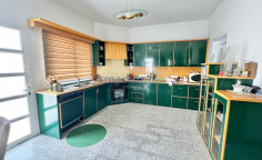 6 bedroom villa for rent Limassol 