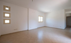 Large 3 bedroom apartment with swimming pool for sale in Pissouri