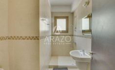 Spacious 3 bedroom furnished villa with swimming pool for sale in Agia Thekla