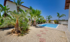Spacious 3 bedroom furnished villa with swimming pool for sale in Agia Thekla