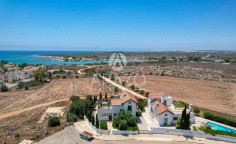 3 bedrooms furnished villa with swimming pool for sale in Agia Thekla