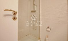 3 bedrooms furnished apartment for sale in Mackenzie Beach