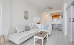 3 bedrooms furnished apartment for sale in Mackenzie Beach