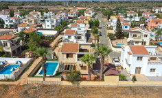 3 bedroom furnished villa with swimming pool for sale in Agia Thekla