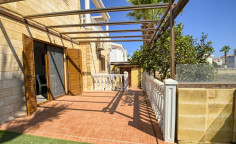 3 bedroom furnished villa with swimming pool for sale in Agia Thekla