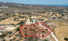 Residential field in Tochni, Larnaca , Larnaca