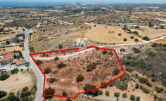 Residential field in Tochni, Larnaca , Larnaca