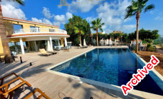 For rent villa with breathtaking sea views 