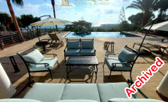 For rent villa with breathtaking sea views 