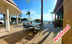 For rent villa with breathtaking sea views 